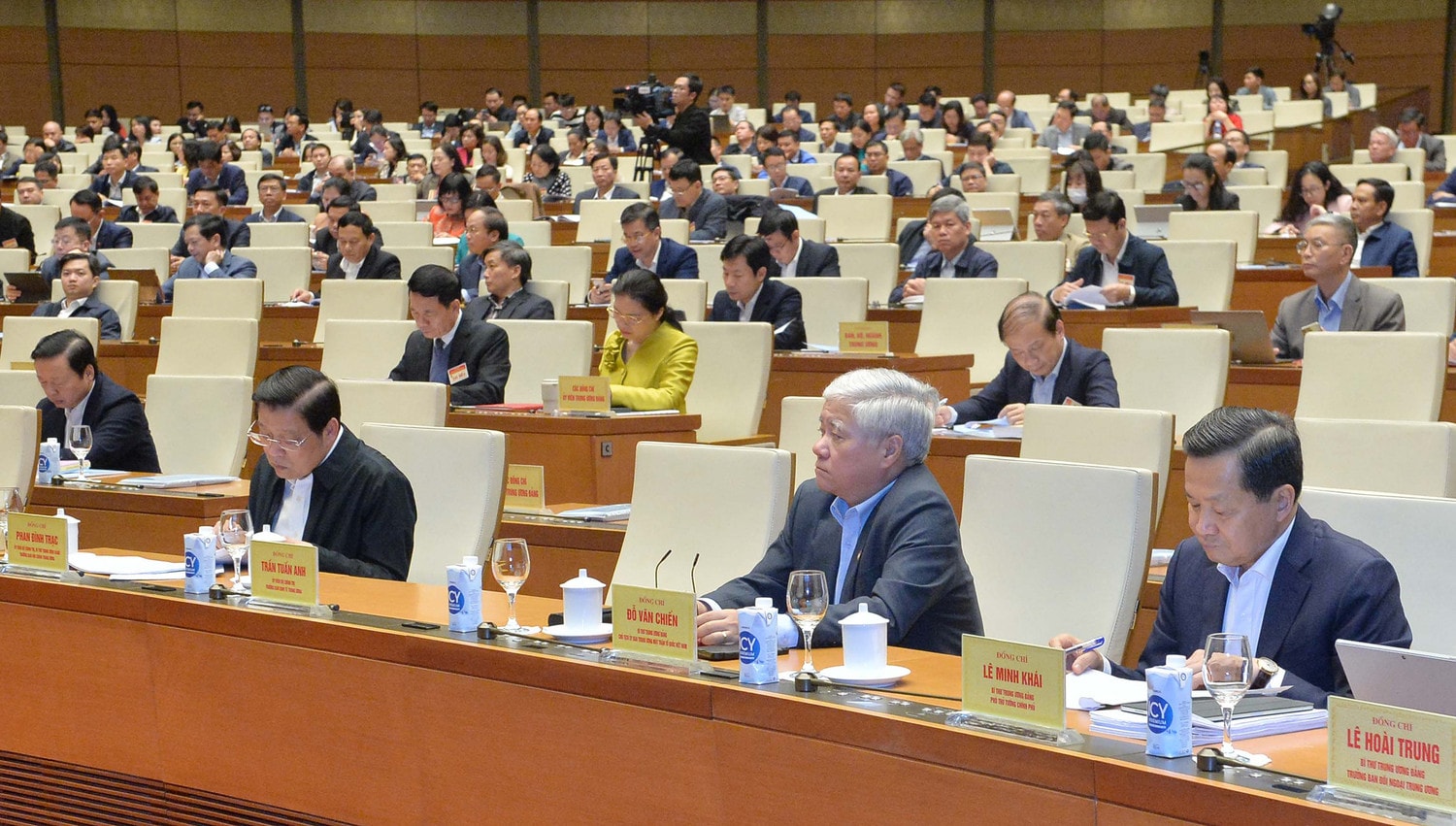 Chú trọng phát triển đội ngũ trí thức trong và ngoài nước, có cơ chế, chính sách đột phá thu hút, trọng dụng trí thức -0