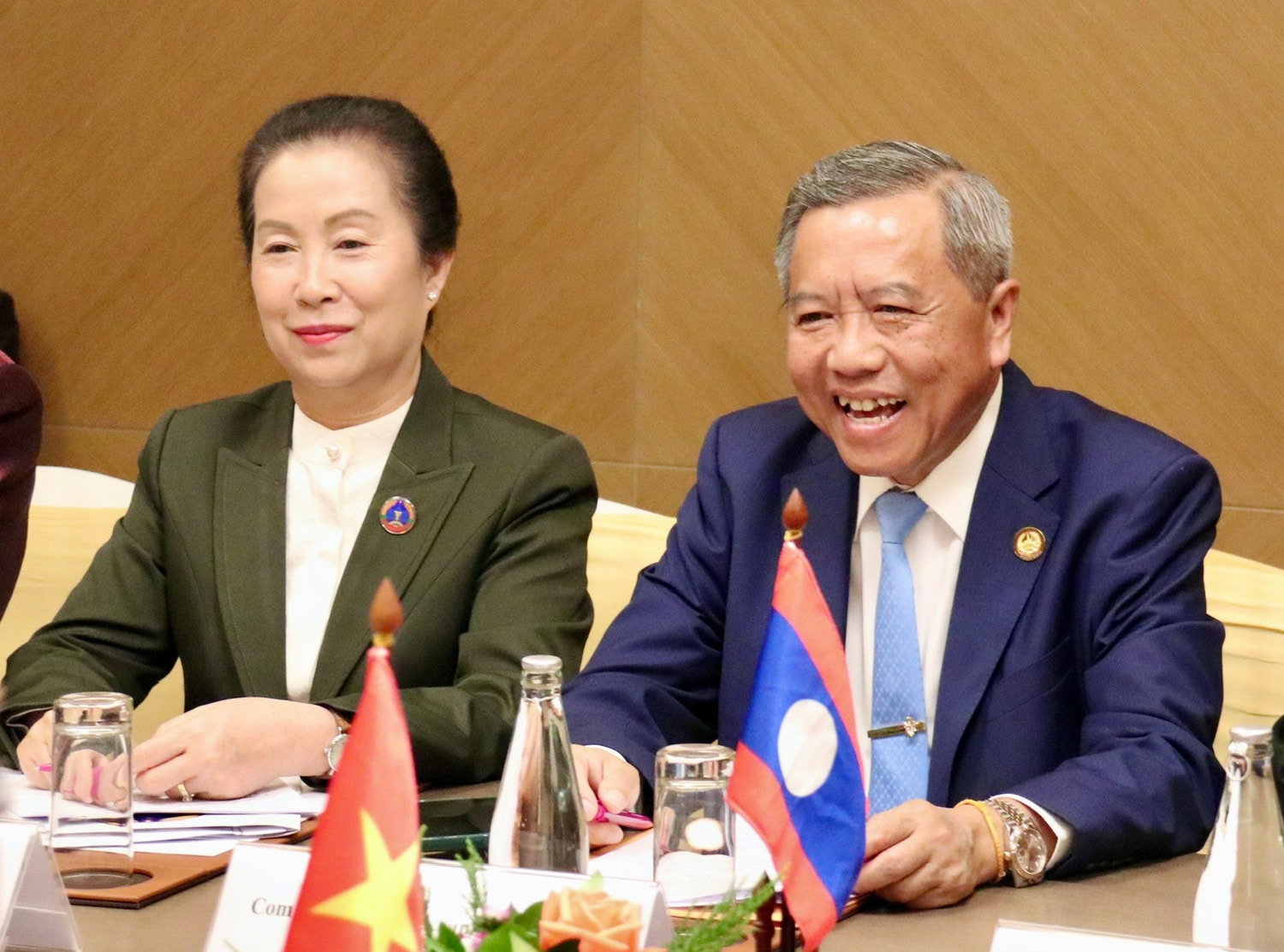 Chủ nhiệm Ủy ban Văn hóa, Giáo dục Nguyễn Đắc Vinh tiếp Chủ tịch Hội Hữu nghị Lào - Việt Nam -0