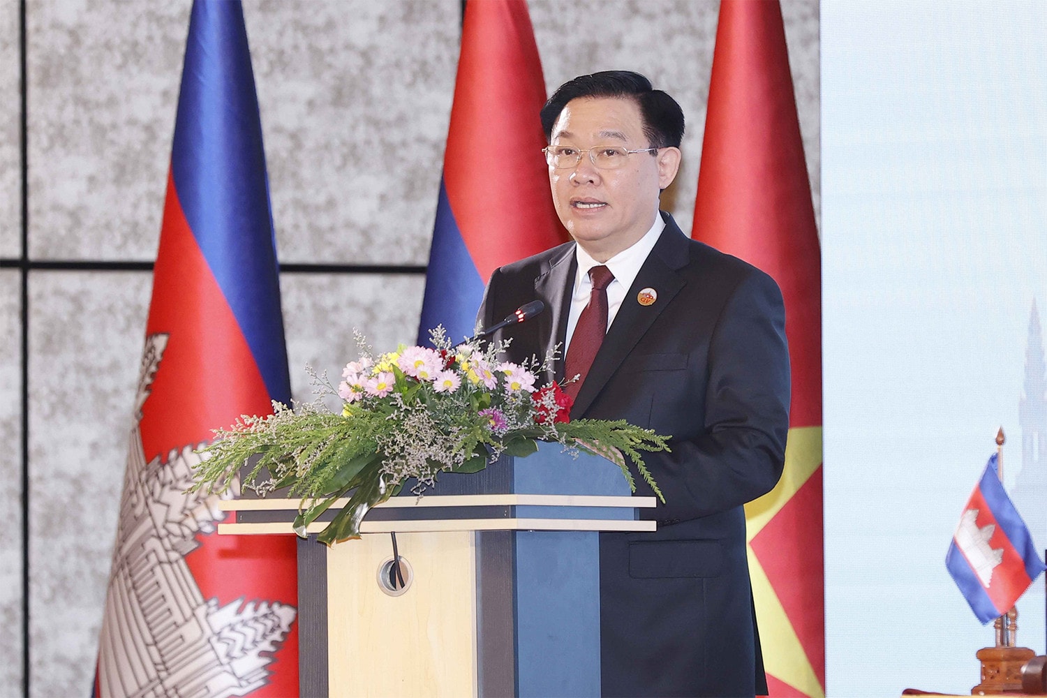 Chủ tịch Quốc hội Vương Đình Huệ dự khai mạc Hội nghị cấp cao Quốc hội 3 nước Campuchia - Lào - Việt Nam lần thứ nhất -3