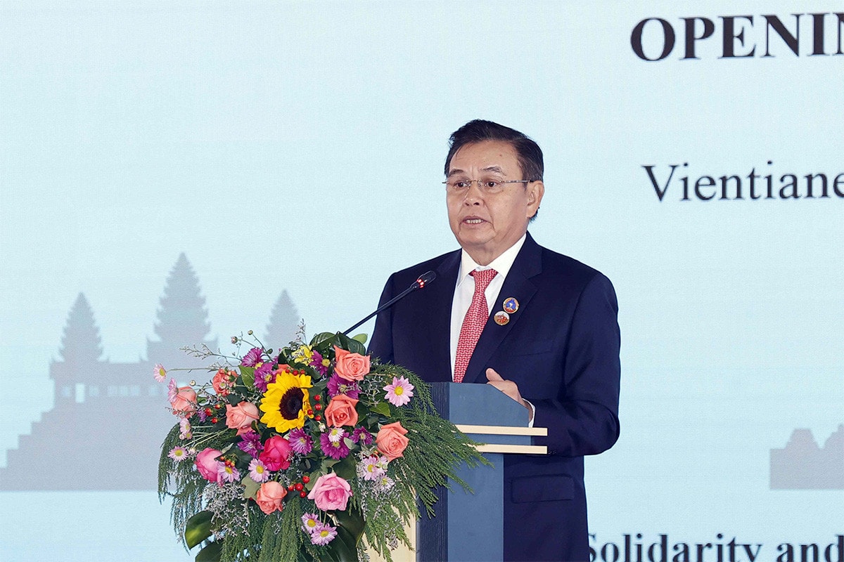 Chủ tịch Quốc hội Vương Đình Huệ dự khai mạc Hội nghị cấp cao Quốc hội 3 nước Campuchia - Lào - Việt Nam lần thứ nhất -2