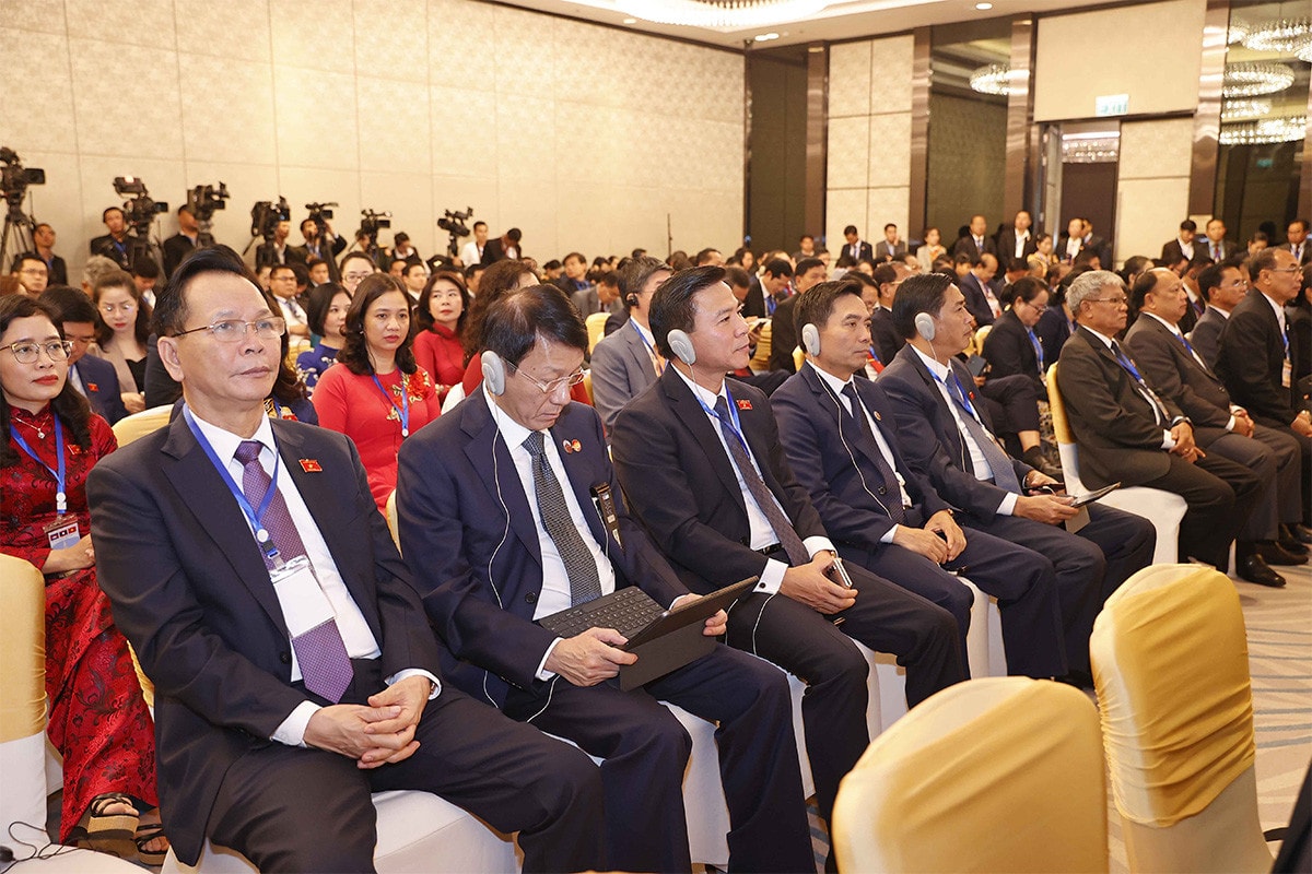 Chủ tịch Quốc hội Vương Đình Huệ dự khai mạc Hội nghị cấp cao Quốc hội 3 nước Campuchia - Lào - Việt Nam lần thứ nhất