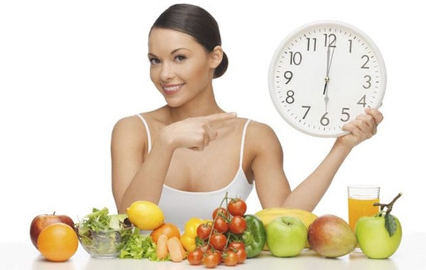 Những lợi ích bất ngờ cho sức khỏe khi ăn tối trước 7 giờ -0