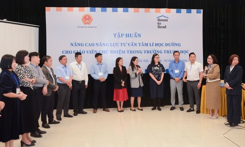 Trang bị kĩ năng tư vấn tâm lý học đường cho giáo viên chủ nhiệm -0
