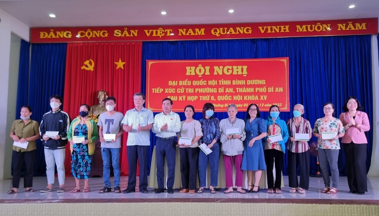 Halcom Việt Nam tiếp nối hành trình thiện nguyện