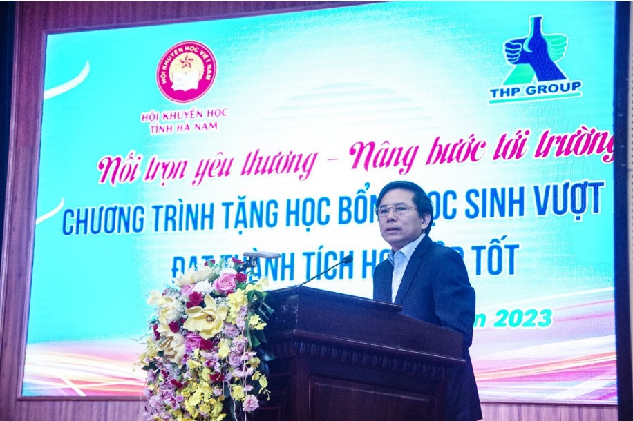 Tân Hiệp Phát nỗ lực giúp học sinh nghèo vượt khó -0