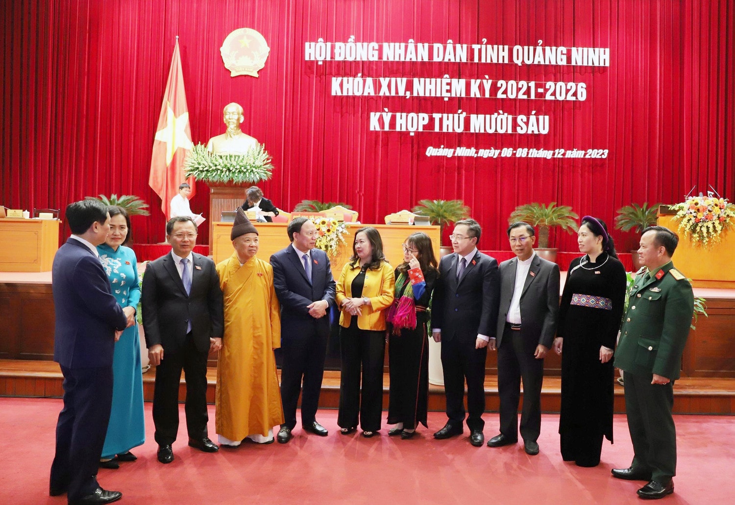 Khai mạc Kỳ họp thứ 16, HĐND tỉnh Quảng Ninh Khóa XIV -0