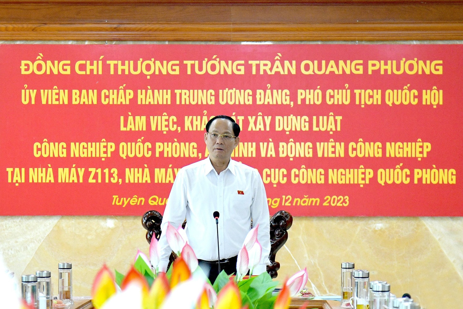 Phó Chủ tịch Quốc hội, Thượng tướng Trần Quang Phương làm việc với Nhà máy Z113 và Nhà máy Z129 thuộc Tổng cục Công nghiệp Quốc phòng