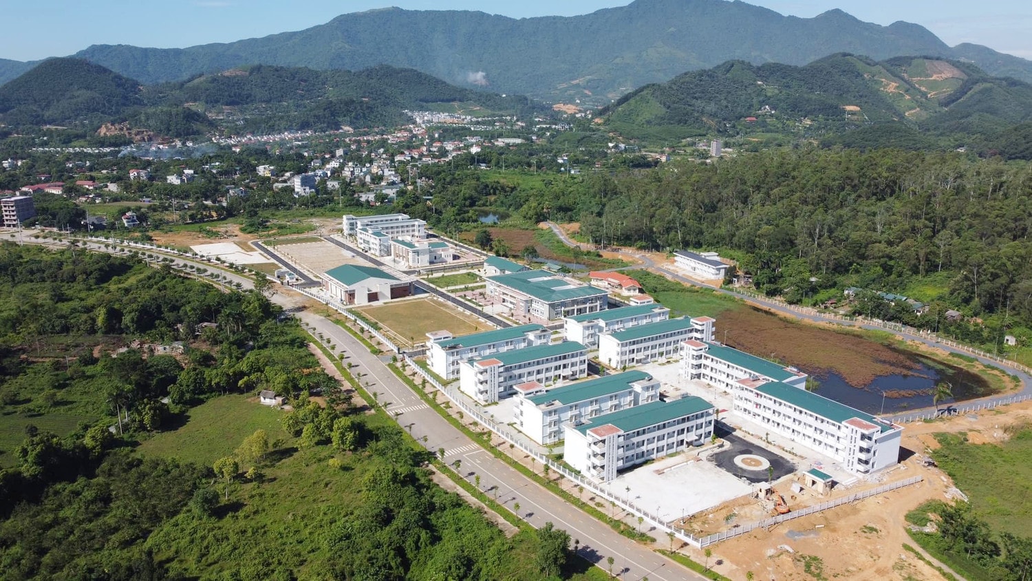 Kỷ niệm 30 năm Ngày Chính phủ ban hành Nghị định về ĐH Quốc gia Hà Nội và 117 năm truyền thống tại Hoà Lạc -0