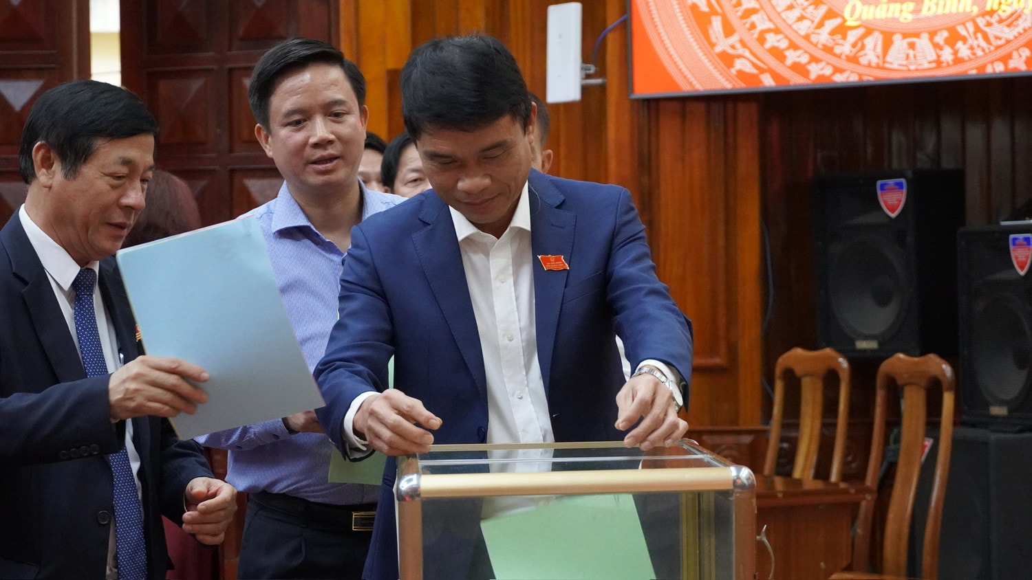 Quảng Bình: Công bố kết quả lấy phiếu tín nhiệm với các chức danh do HĐND tỉnh bầu -0