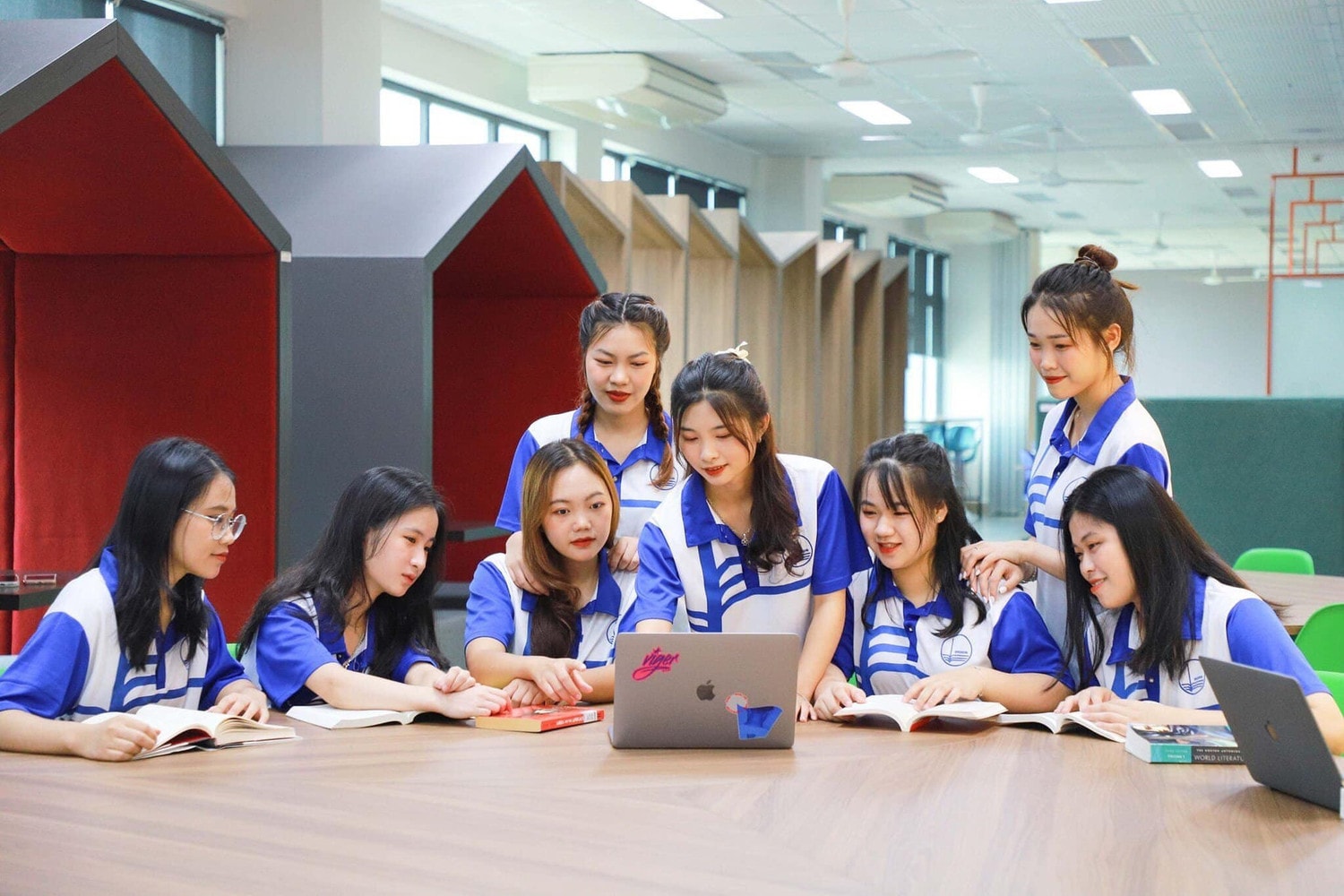 Kỷ niệm 30 năm Ngày Chính phủ ban hành Nghị định về ĐH Quốc gia Hà Nội và 117 năm truyền thống tại Hoà Lạc -0