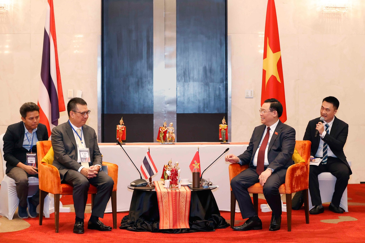 Chủ tịch Quốc hội Vương Đình Huệ: Phấn đấu đạt kim ngạch thương mại hai chiều cao hơn nữa, tương xứng với quan hệ tốt đẹp Việt Nam - Thái Lan -0