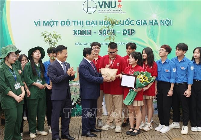 30 năm Đại học Quốc gia Hà Nội với sứ mệnh đầu tàu phát triển nền giáo dục Việt Nam -0