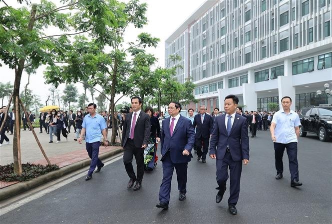 30 năm Đại học Quốc gia Hà Nội với sứ mệnh đầu tàu phát triển nền giáo dục Việt Nam -0