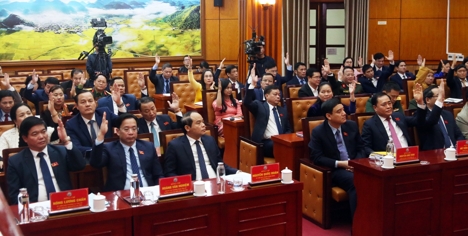  Thông qua 33 Nghị quyết quan trọng tại Kỳ họp thứ 21 -0