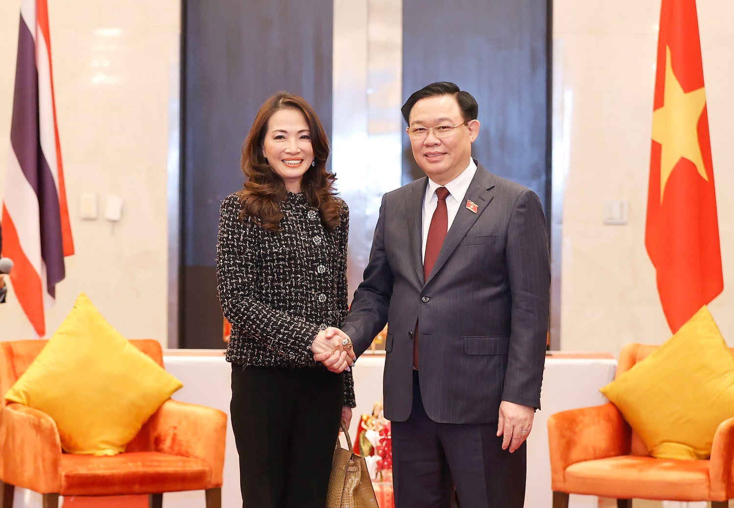 Chủ tịch Quốc hội Vương Đình Huệ: Phấn đấu đạt kim ngạch thương mại hai chiều cao hơn nữa, tương xứng với quan hệ tốt đẹp Việt Nam - Thái Lan -0