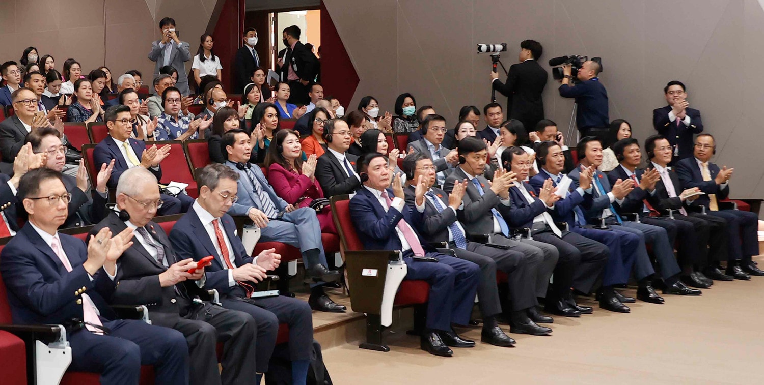 Chủ tịch Quốc hội Vương Đình Huệ: Quan hệ Việt Nam - Thái Lan ngày càng đơm hoa kết trái vì một tương lai an bình, hạnh phúc và thịnh vượng -0