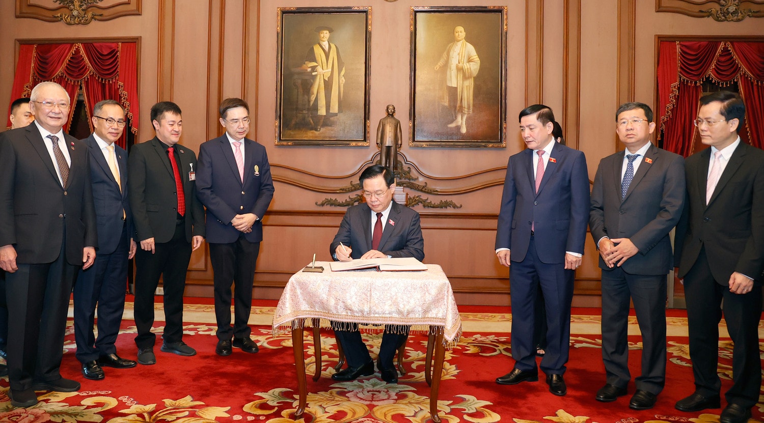 Chủ tịch Quốc hội Vương Đình Huệ: Quan hệ Việt Nam - Thái Lan ngày càng đơm hoa kết trái vì một tương lai an bình, hạnh phúc và thịnh vượng -0