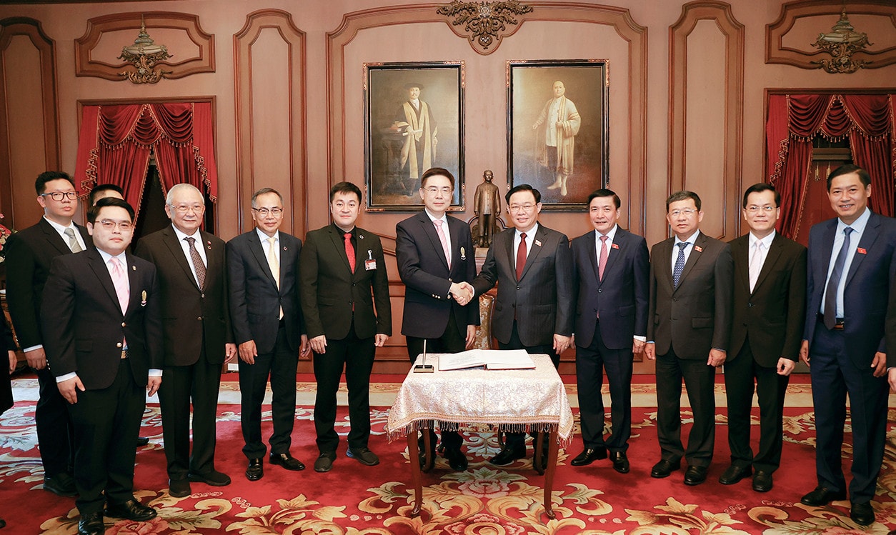 Chủ tịch Quốc hội Vương Đình Huệ: Quan hệ Việt Nam - Thái Lan ngày càng đơm hoa kết trái vì một tương lai an bình, hạnh phúc và thịnh vượng -0
