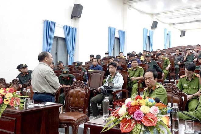 Giám đốc Công an tỉnh Bình Thuận trực tiếp chỉ đạo triệt phá nhóm khai thác khoáng sản trái phép -2