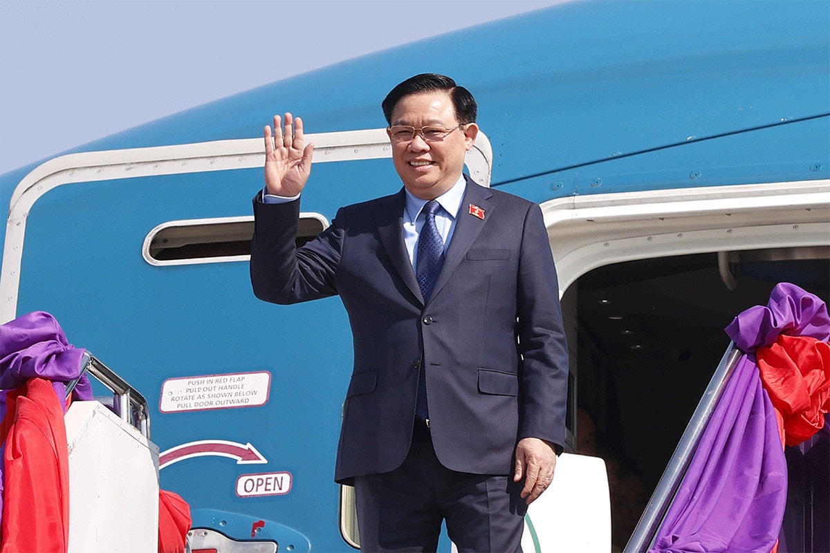 Chủ tịch Quốc hội Vương Đình Huệ dự Lễ khai trương Phố Việt Nam tại Udon Thani, Thái Lan -1