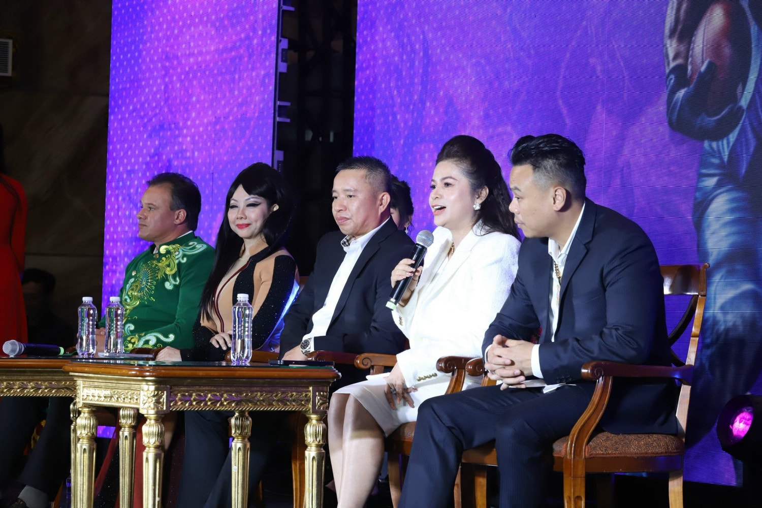 Bà Lê Hoàng Diệp Thảo đồng hành cùng sự kiện Vegas LVIII Pregame Warm Up Event & Tết Celebration (US) -0