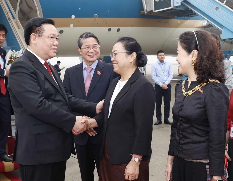 Chủ tịch Quốc hội Vương Đình Huệ kết thúc tốt đẹp chuyến công tác tại Lào và Thái Lan -0