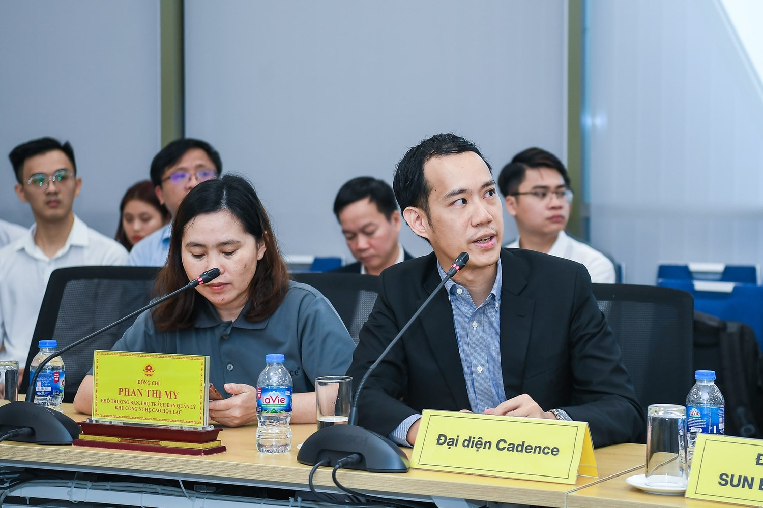 Khai giảng khóa đào tạo chuyên sâu về thiết kế vi mạch theo giáo trình của Cadence -0