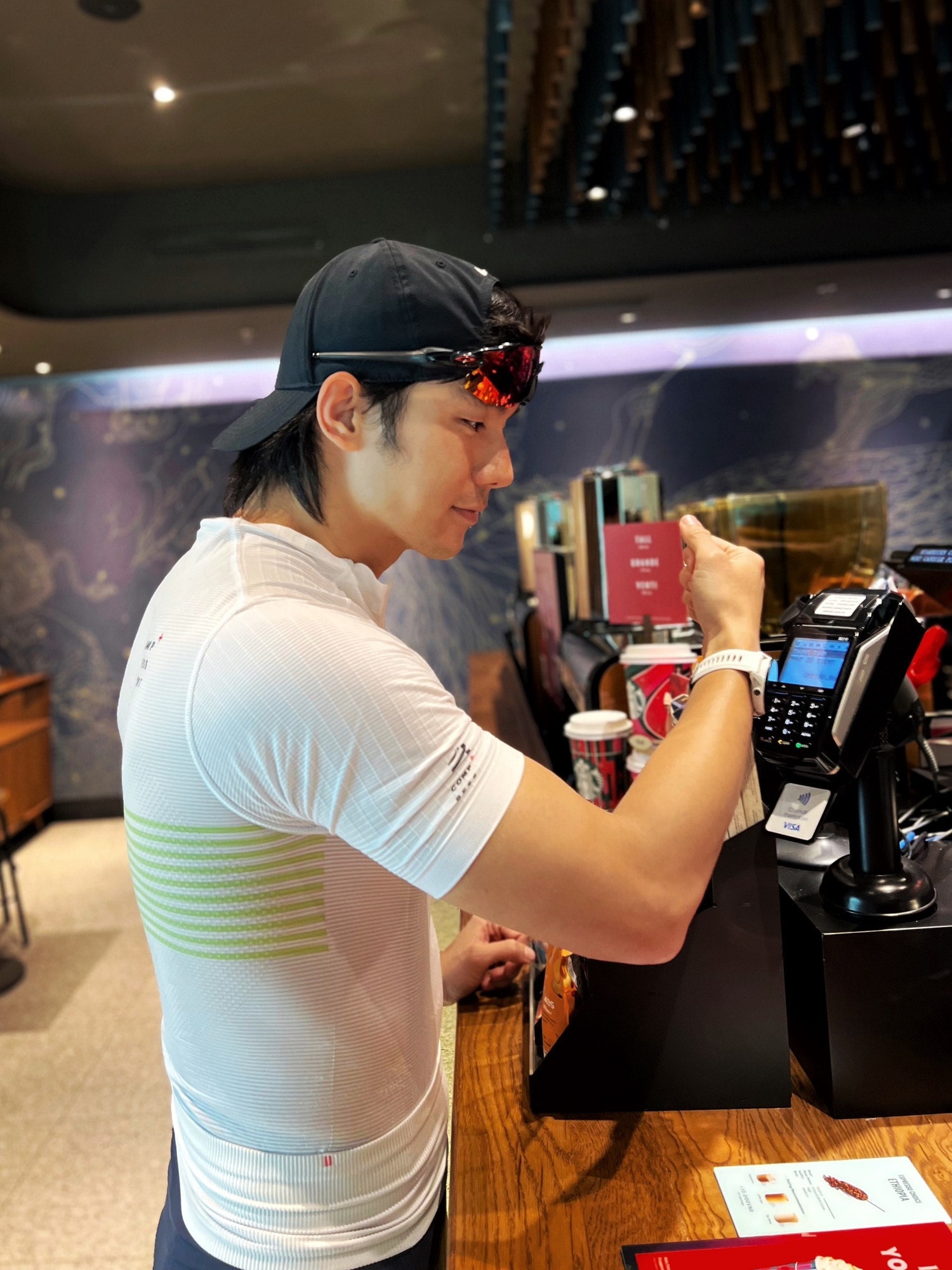 Xu hướng thanh toán Tap & Pay lên ngôi, ngân hàng nào sở hữu trọn bộ giải pháp? -0