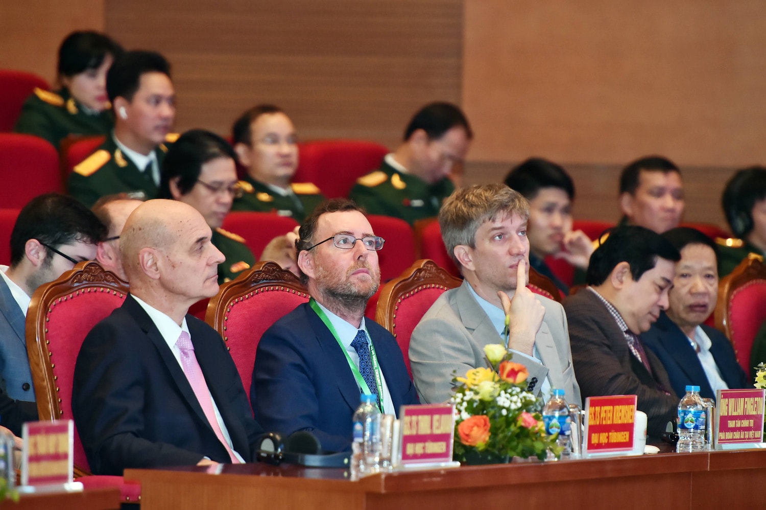 Giám đốc Bệnh viện TWQĐ 108 được bổ nhiệm làm Giáo sư Đại học Tuebingen, Đức -2