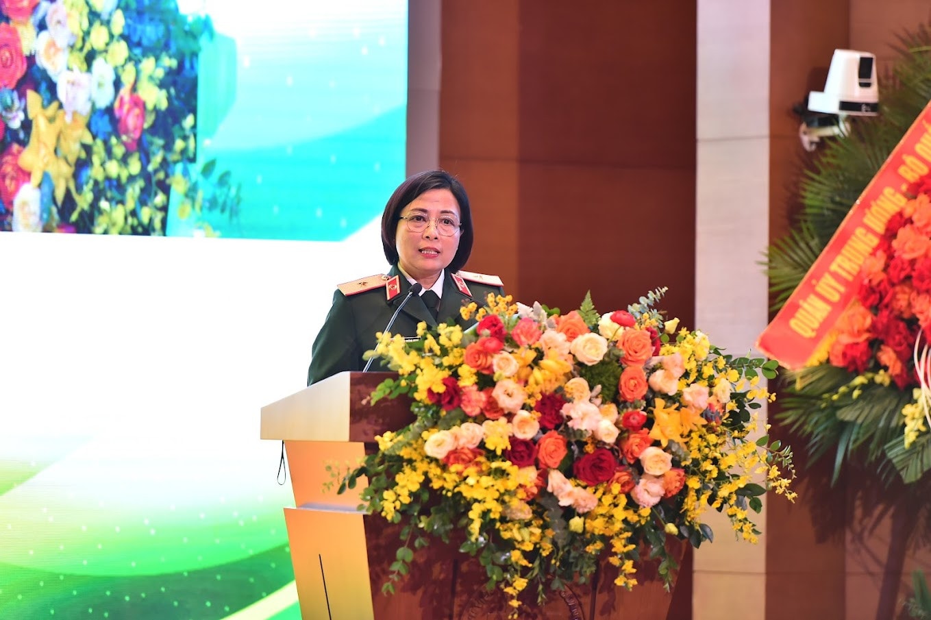 Viện Lâm sàng các bệnh truyền nhiễm thuộc Bệnh viện Trung ương Quân đội 108 đón nhận Bằng khen của Thủ tướng Chính phủ -0