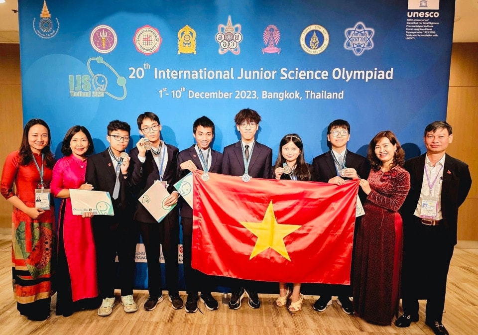 Hà Nội: 100% thành viên tham dự kỳ thi Olympic Khoa học trẻ quốc tế năm 2023 đều giành huy chương -0