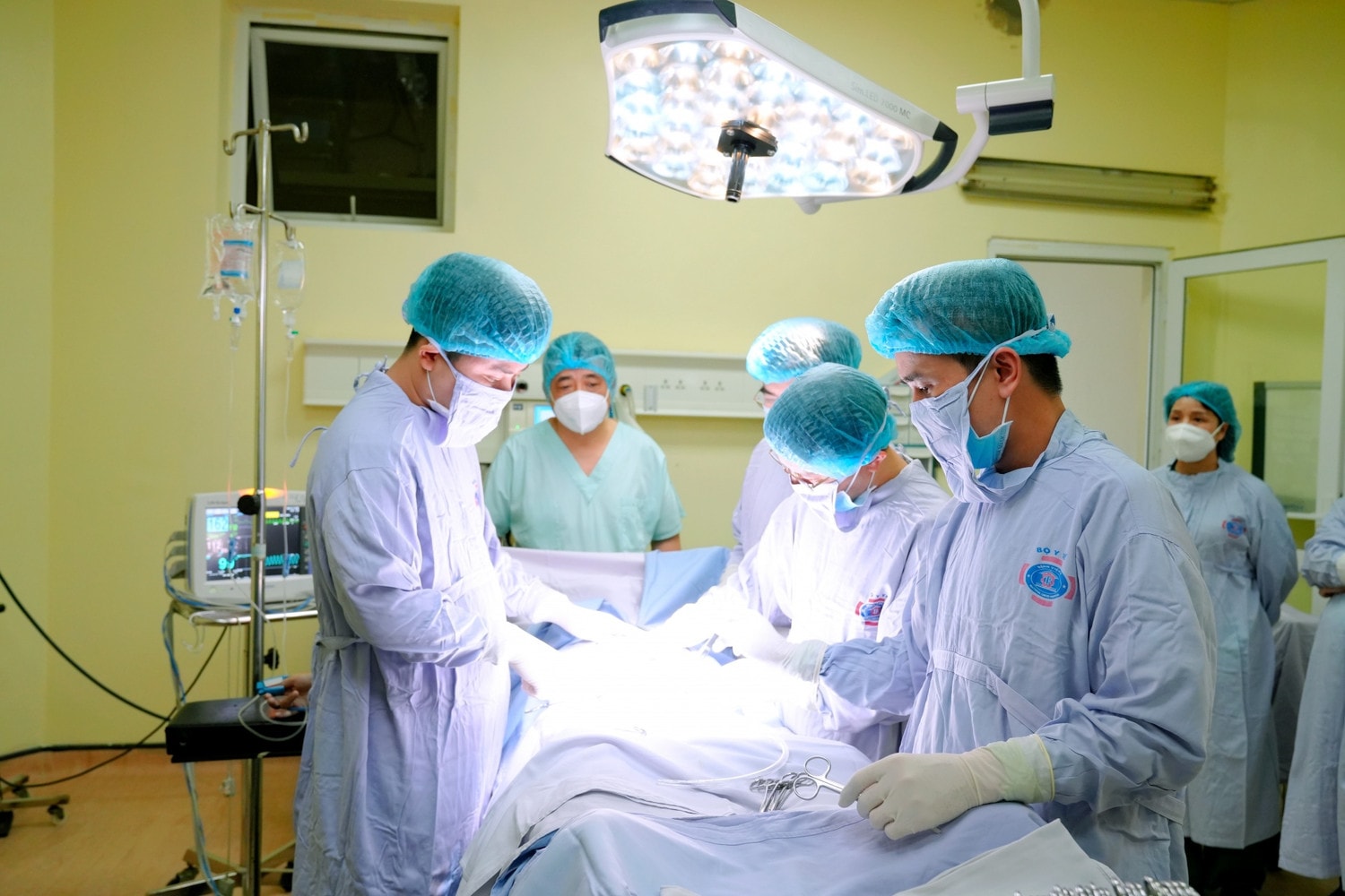 Nỗ lực giữ con đầy xúc động của người mẹ hiếm muộn 13 năm, mang trong mình căn bệnh ung thư vú -0