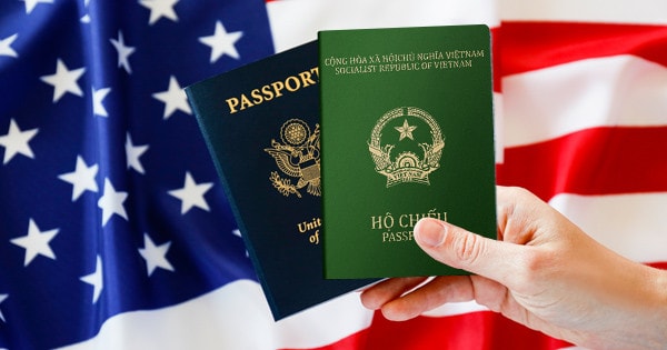 Người có hai quốc tịch có được thi tuyển công chức không? -0