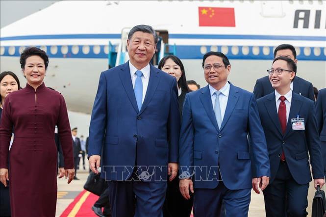Tổng Bí thư, Chủ tịch nước Trung Quốc Tập Cận Bình đến Thủ đô Hà Nội, bắt đầu chuyến thăm cấp Nhà nước tới Việt Nam -0