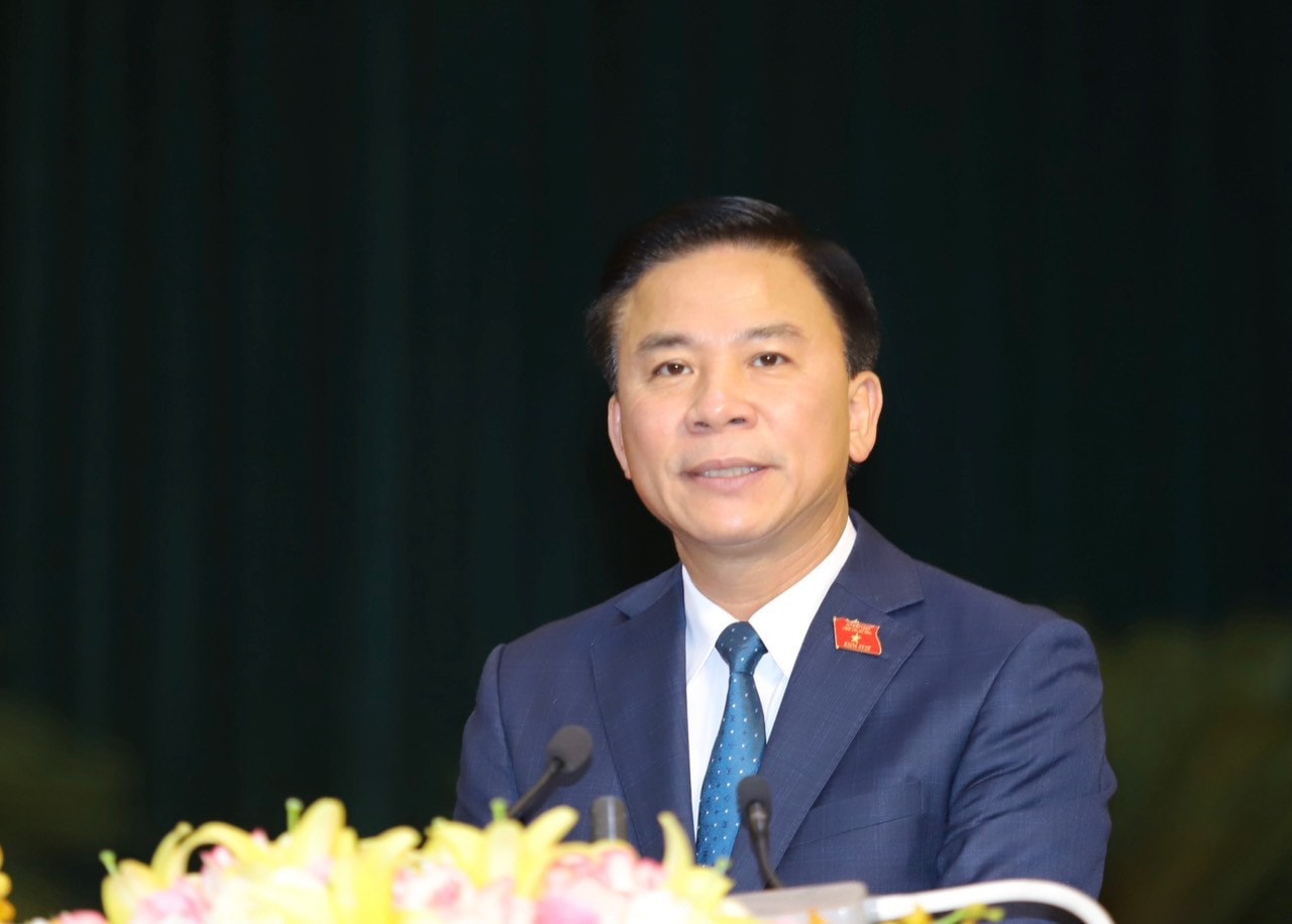 Ủy viên Trung ương Đảng, Bí thư Tỉnh ủy, Chủ tịch HĐND tỉnh Đỗ Trọng Hưng phát biểu khai mạc kỳ họp Thanh Hóa: Nhiều chỉ tiêu kinh tế hoàn thành vượt kế hoạch -0