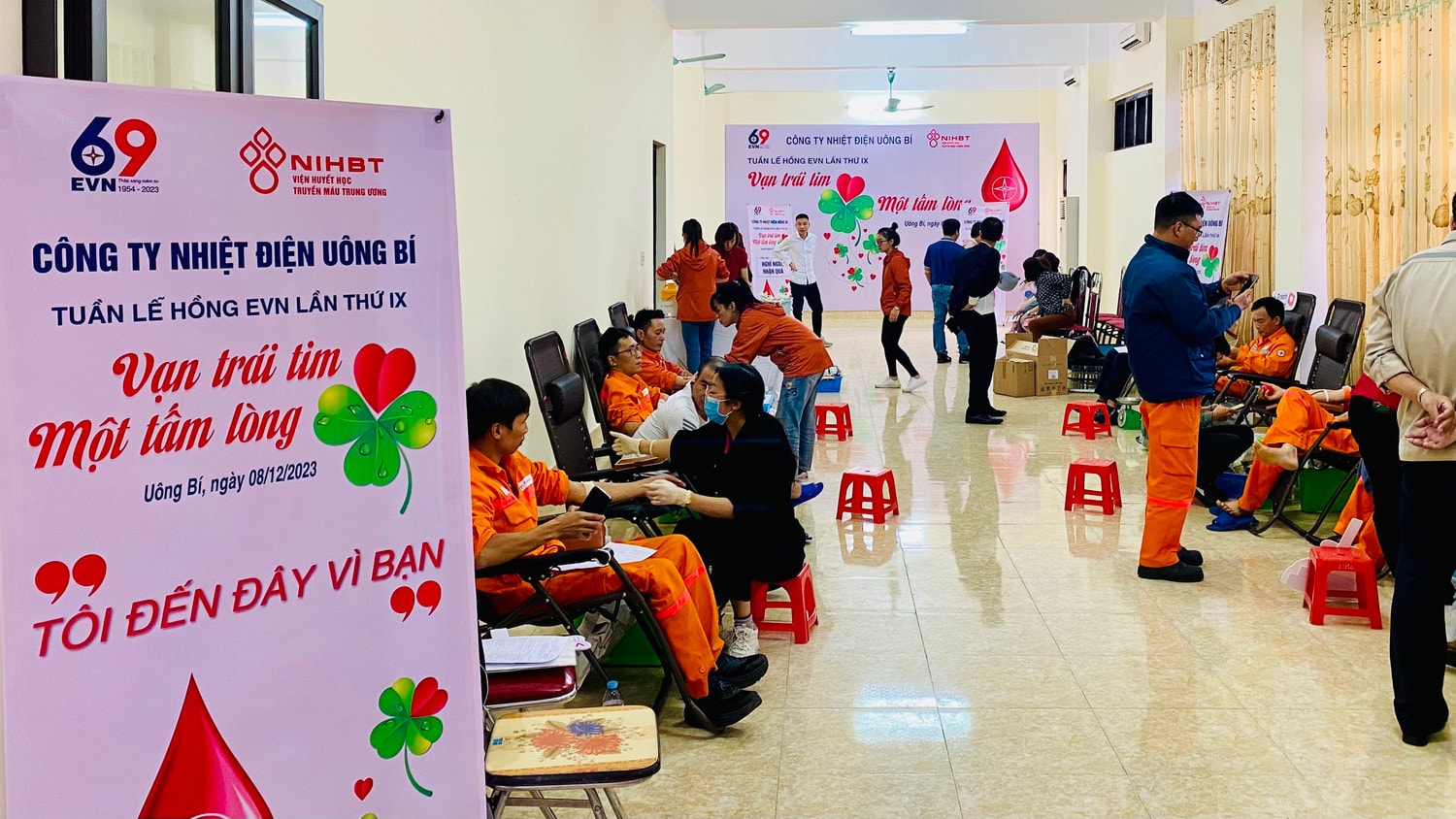 EVNGENCO1 hưởng ứng Tuần lễ hồng 