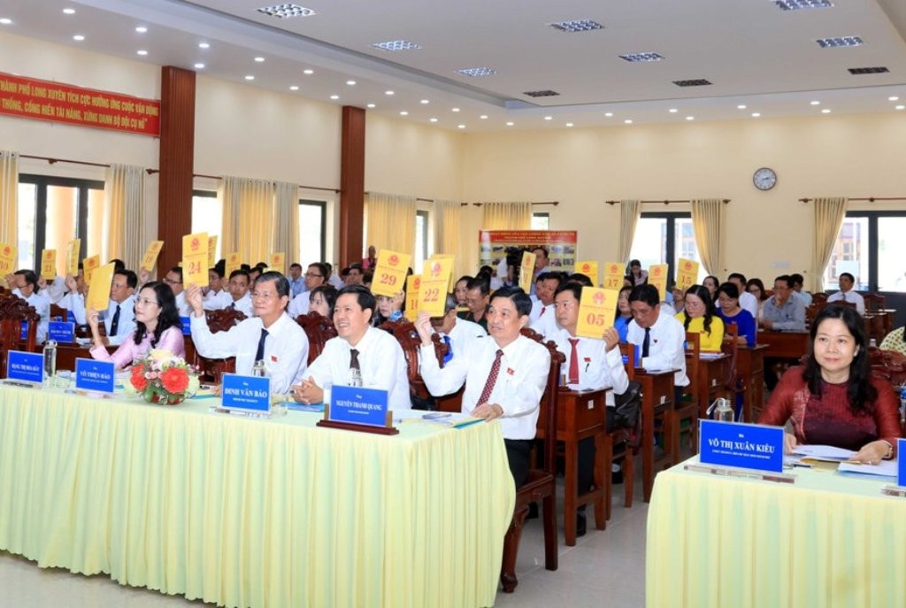 HĐND TP Long Xuyên tổ chức kỳ họp thứ 9, bầu Chủ tịch HĐND, Chủ tịch UBND thành phố