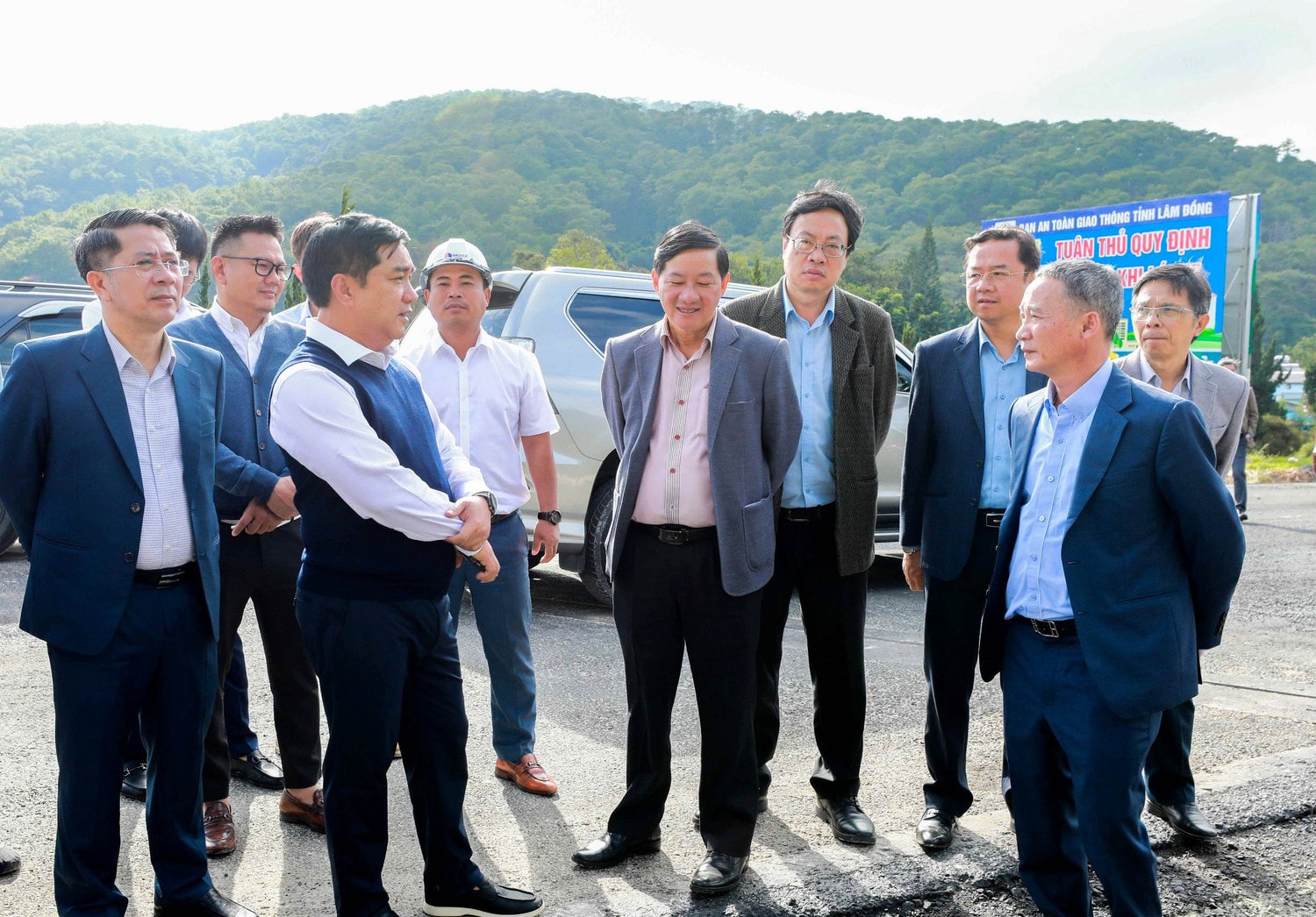 Lâm Đông thông xe 3km cuối tuyến Đèo Prenn -0