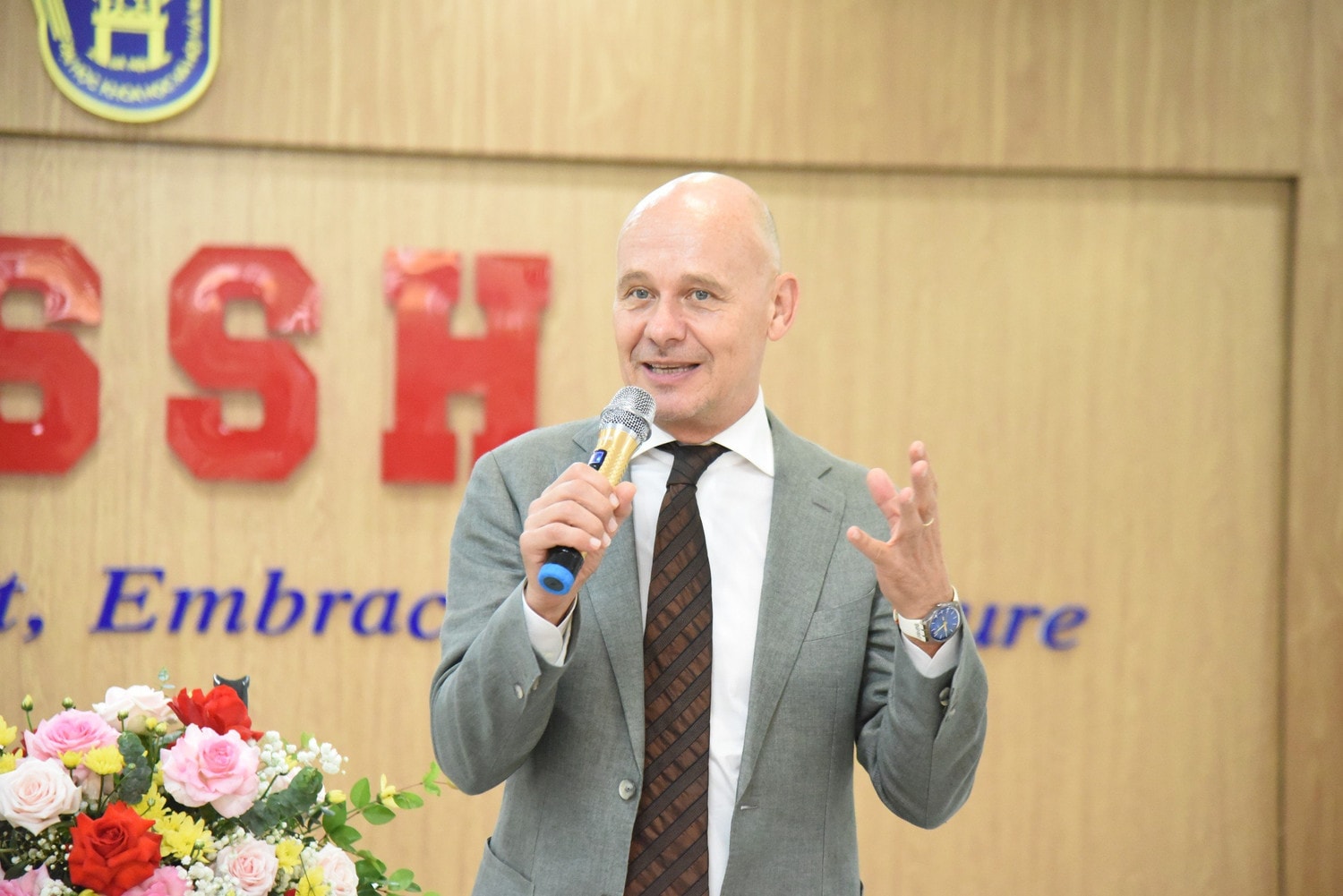 Khai mạc Trưng bày “Vẽ bản đồ Rồng: Việt Nam trong mắt các nhà làm bản đồ Hà Lan”