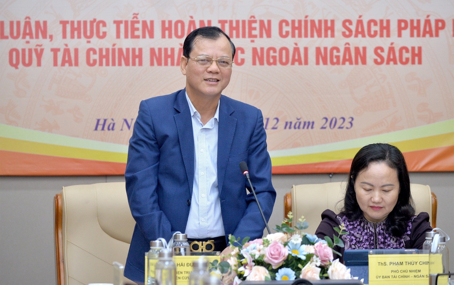 Phó Viện trưởng Viện Nghiên cứu lập pháp Lê Hải Đường phát biểu tại hội thảo