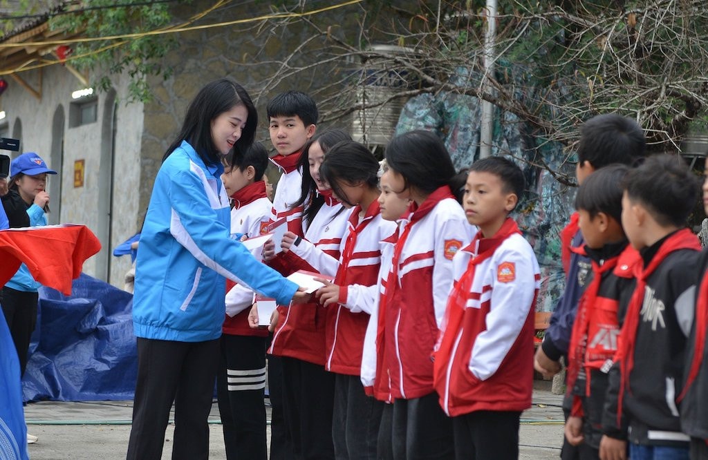 Đoàn Thanh niên khối các cơ quan trung ương ra quân thực hiện chuỗi hoạt động tình nguyện -0
