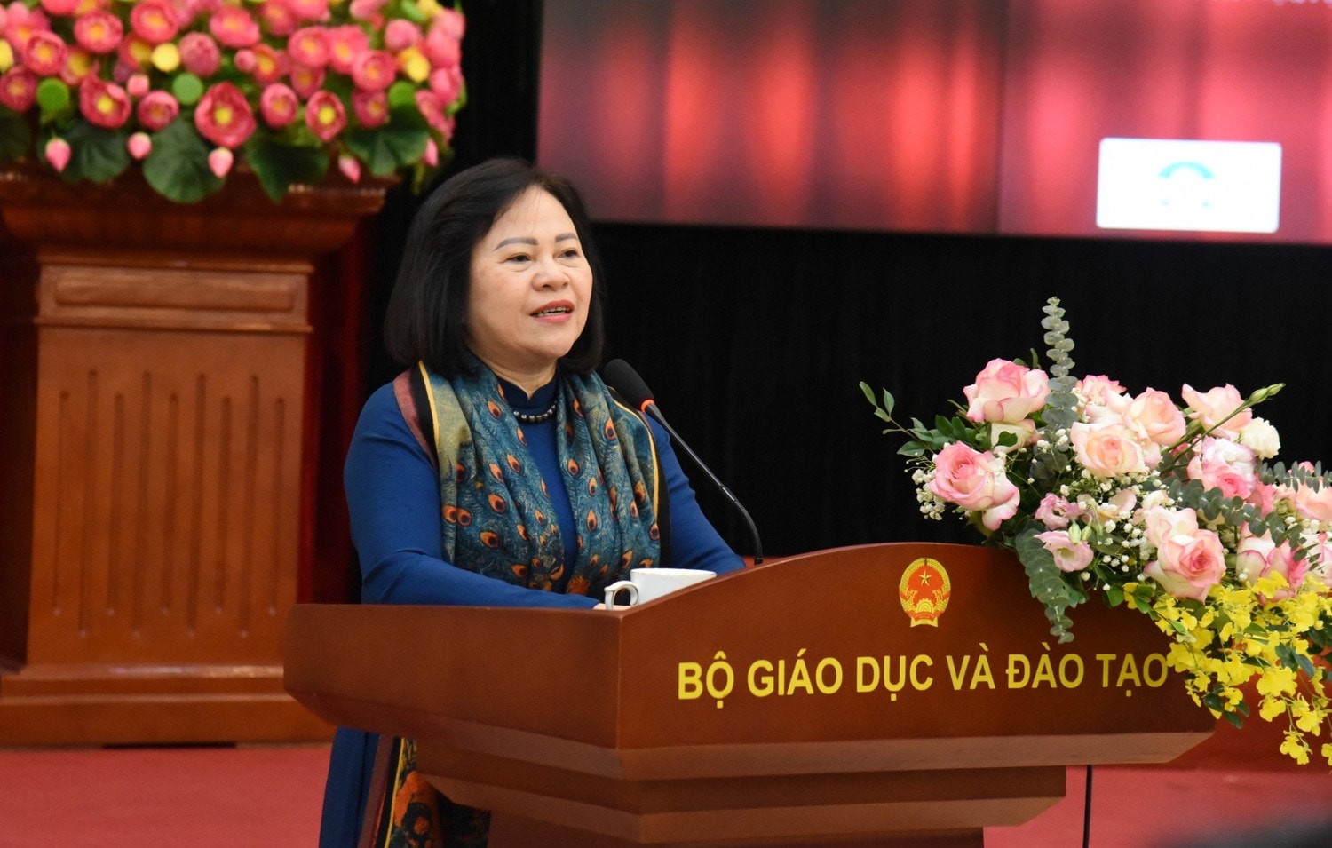 Bộ GD-ĐT vinh danh học sinh đoạt giải Olympic và Khoa học kỹ thuật quốc tế năm 2023 -0