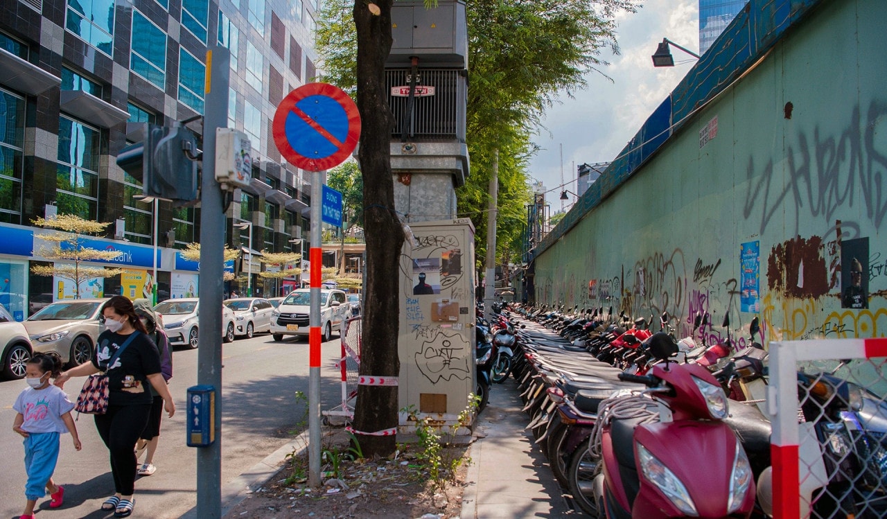 TP. Hồ Chí Minh: Chấn chỉnh việc sử dụng lòng đường, hè phố  -0