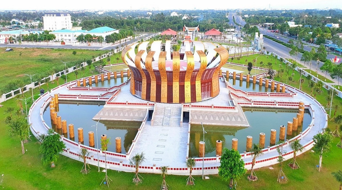 Văn Phú - Invest đón nhận Huân chương lao động hạng Ba -0
