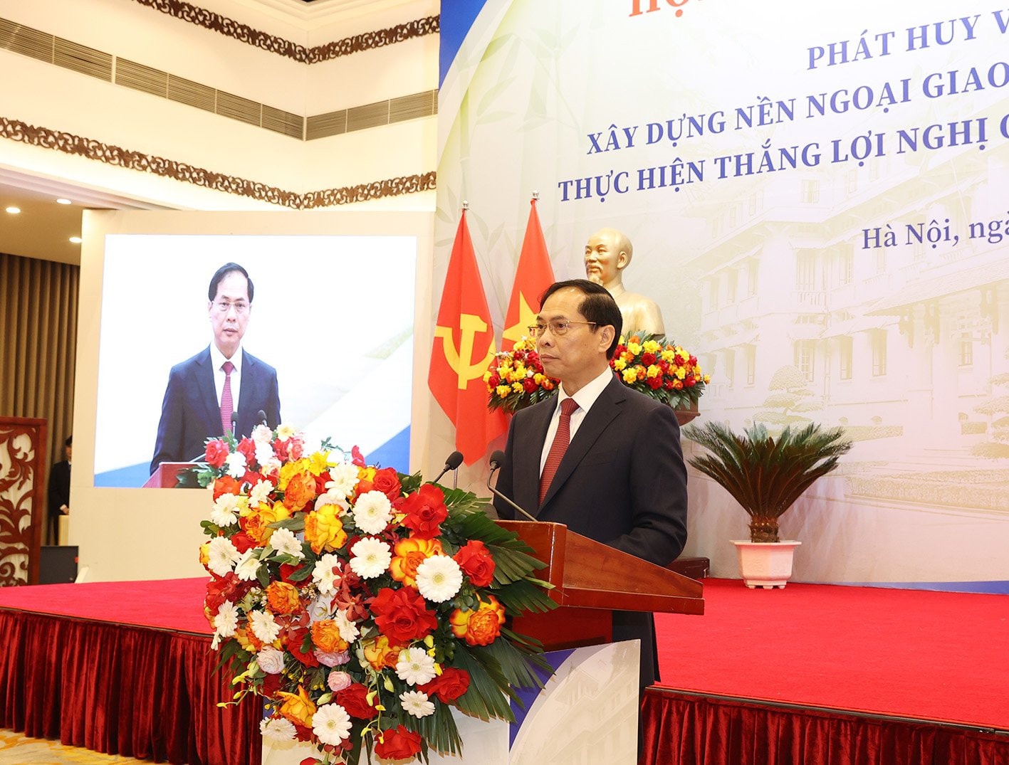Tổng Bí thư Nguyễn Phú Trọng dự khai mạc Hội nghị Ngoại giao lần thứ 32 -0