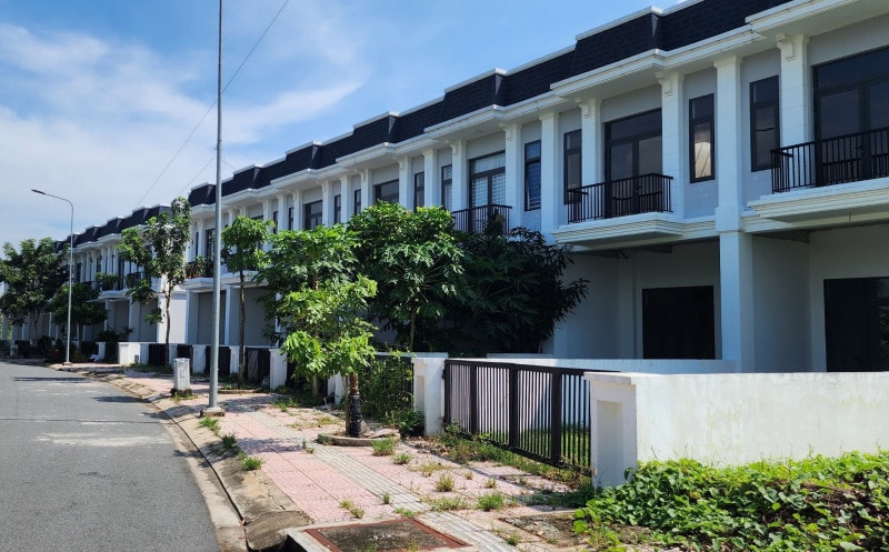 Long An: Sở Xây dựng đề nghị xử lý hành vi phân lô, bán nền trái phép tại dự án The Sol City