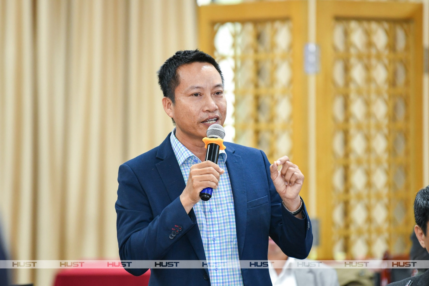 Cơ quan quản lý nhà nước cần vào cuộc để xử lý vấn đề liêm chính khoa học -0