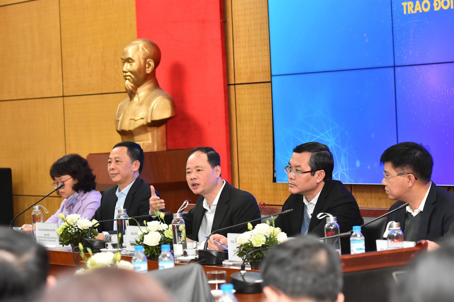 Cơ quan quản lý nhà nước cần vào cuộc để xử lý vấn đề liêm chính khoa học -0