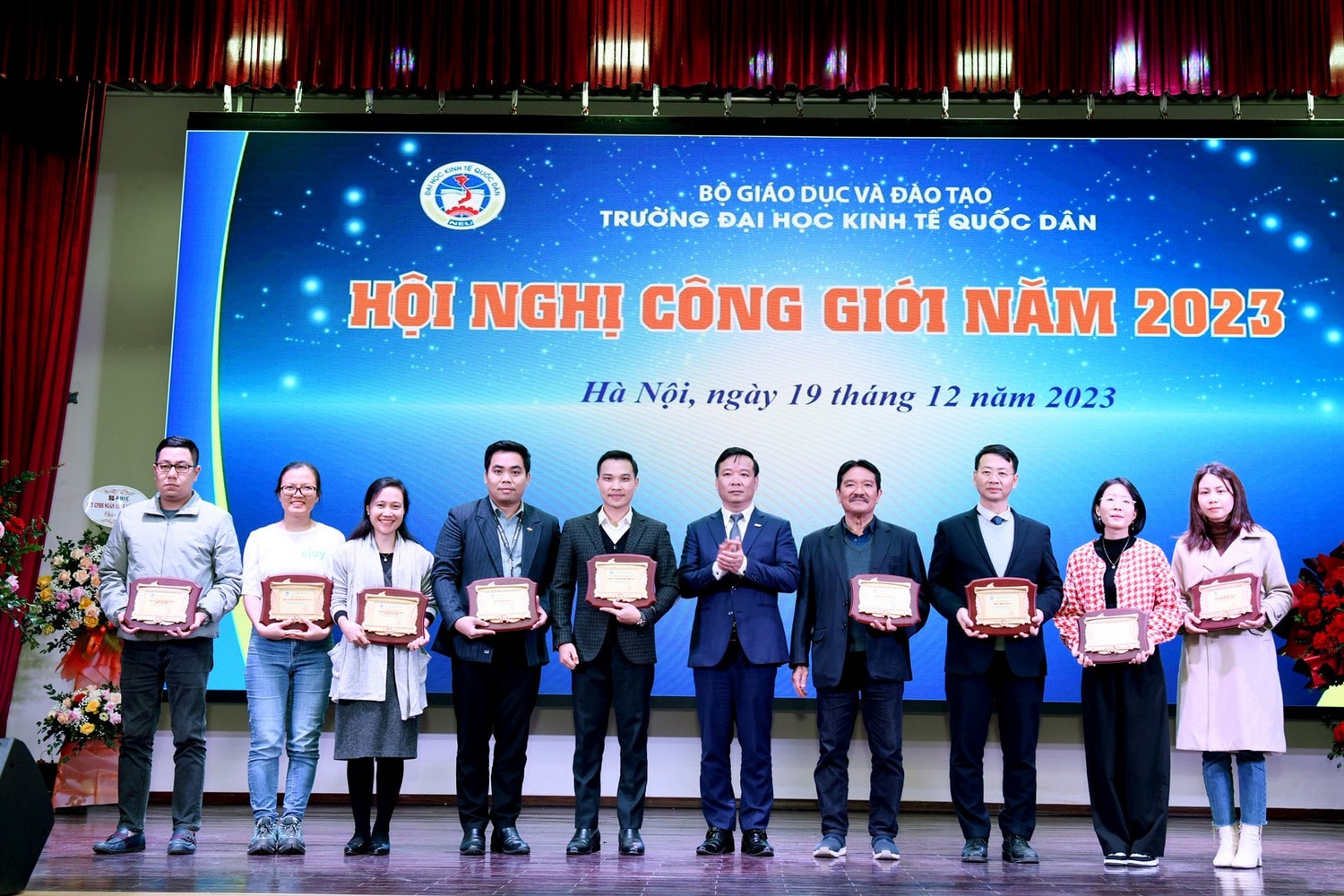 Gắn kết giữa doanh nghiệp, tổ chức chính trị xã hội và trường đại học tạo đột phá trong đổi mới nội dung giảng dạy -4