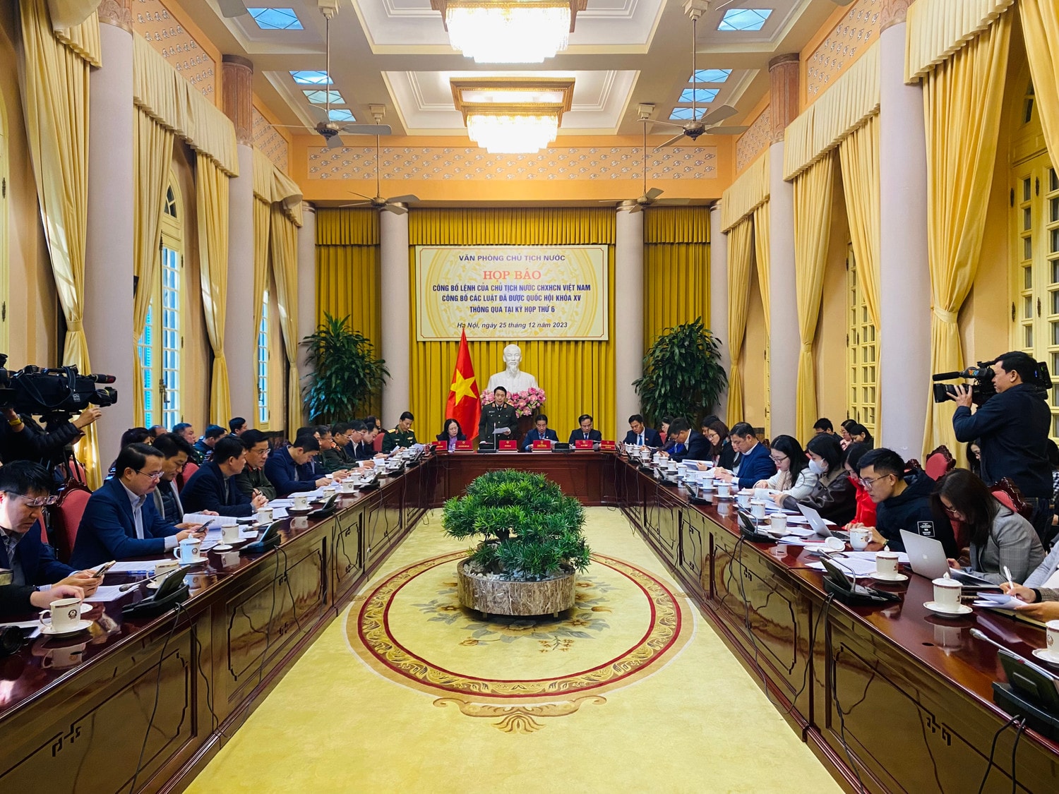 Toàn cảnh cuộc họp báo - Ảnh H.Ngọc